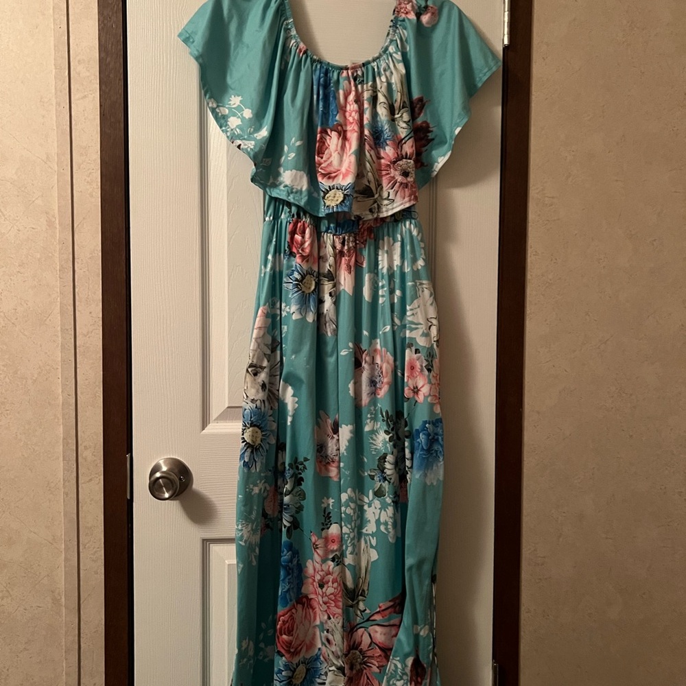 Floral Off-Shoulder Maxi Dress
